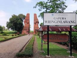 Gapura Wringinlawang